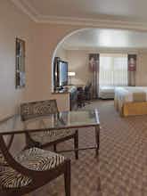 Hotel Holiday Inn Express Hotel & Suites Arcata Airport photo 2