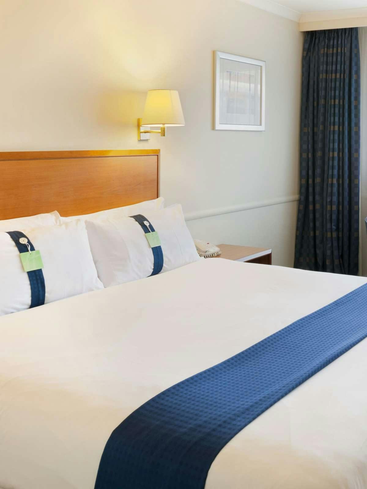 Holiday Inn Edinburgh City West