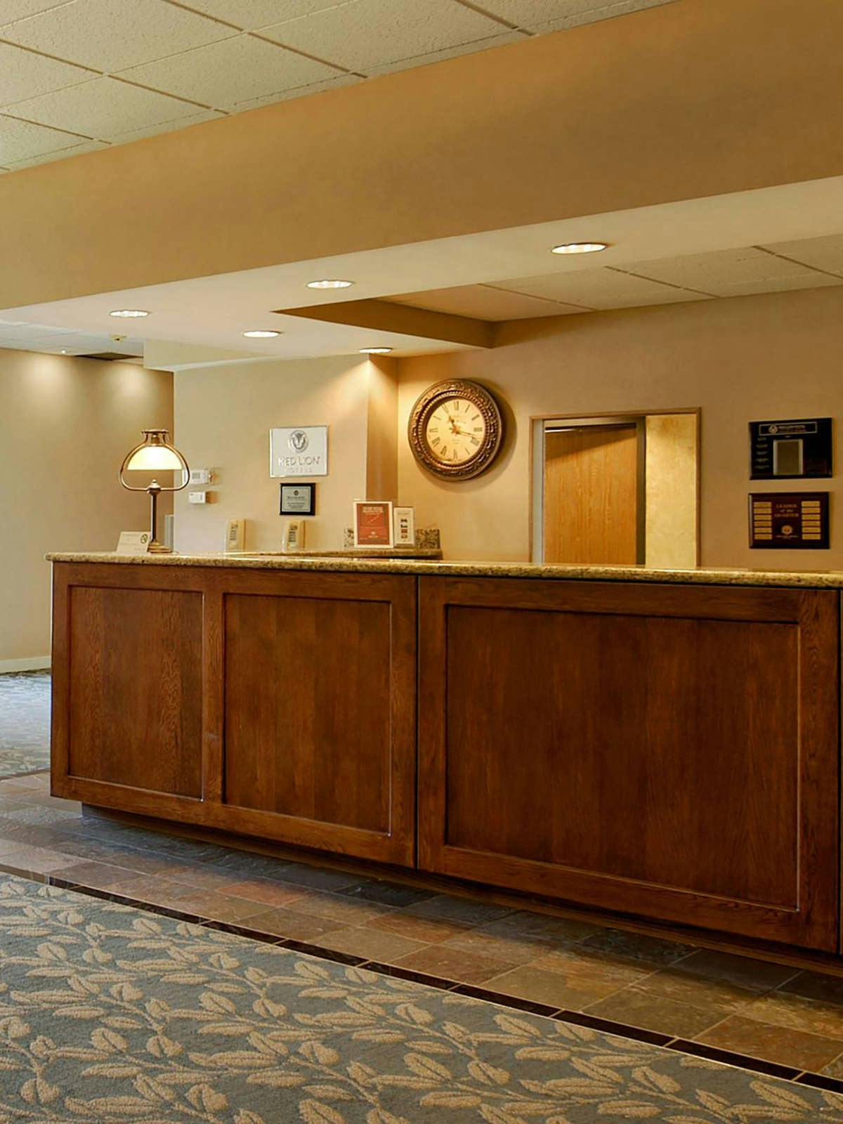 Hotel Red Lion Hotel Kennewick Columbia Center photo 2