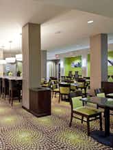 Hotel Holiday Inn Express Hotel & Suites Hays photo 4