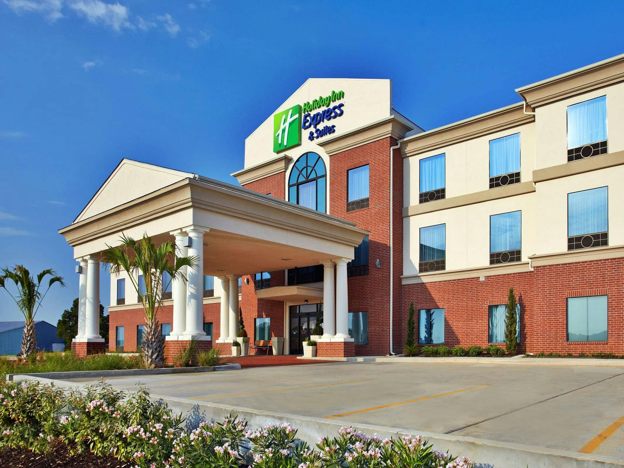 Holiday Inn Express Hotel & Suites Hearne