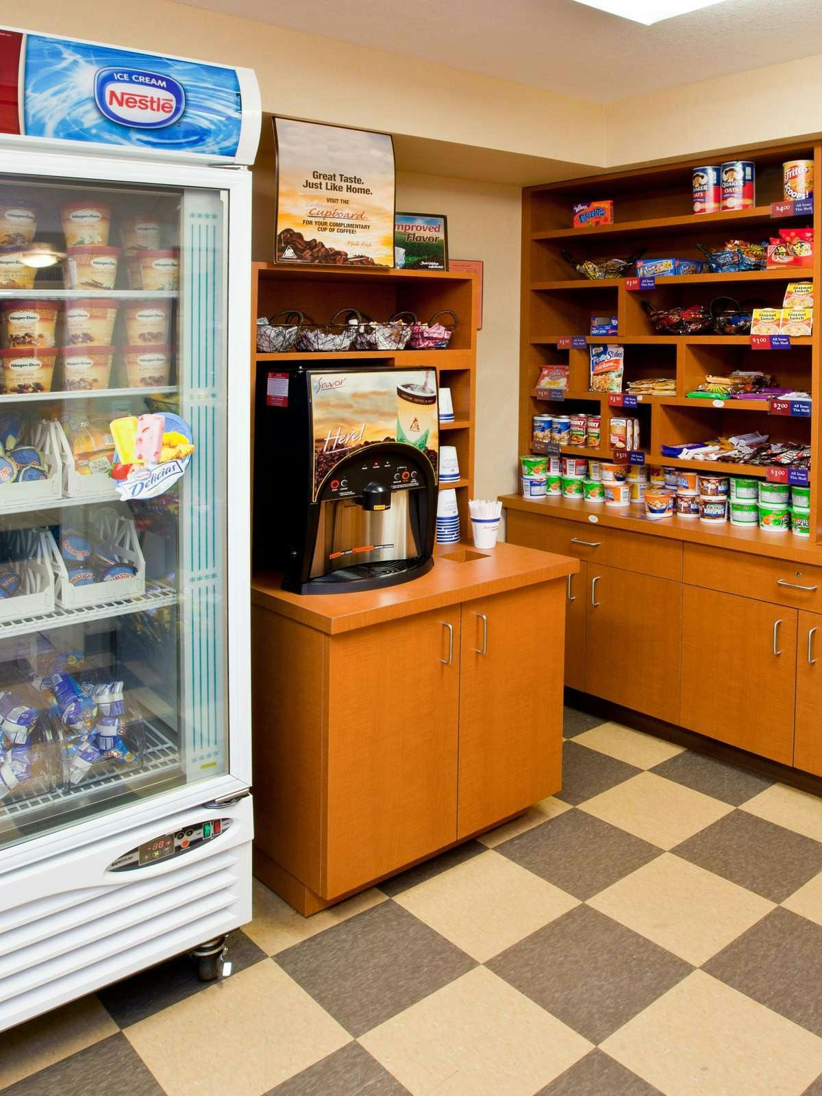 Hotel Candlewood Suites Indianapolis Downtown Medical District photo 4