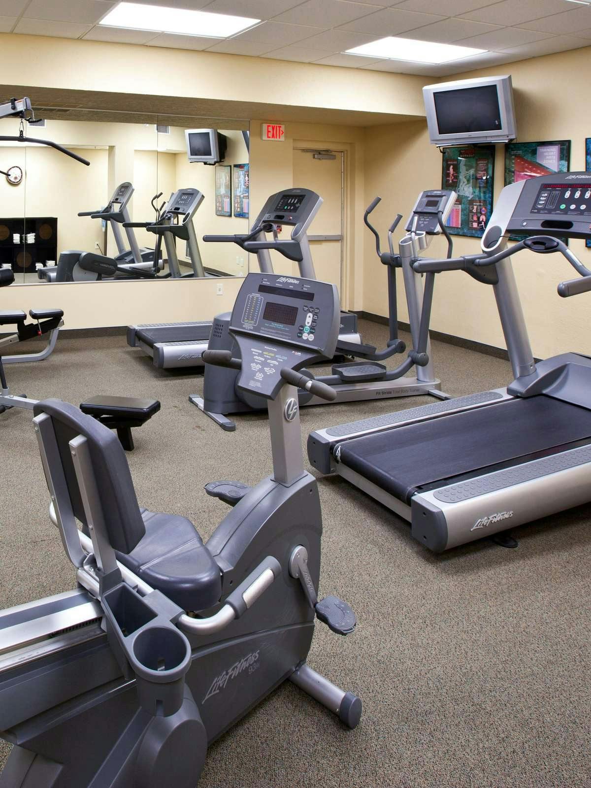 Hotel Candlewood Suites Indianapolis Downtown Medical District photo 5