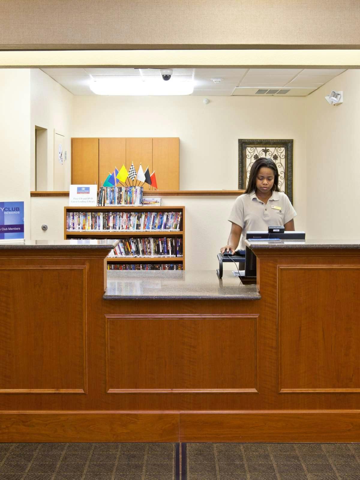 Hotel Candlewood Suites Indianapolis Northwest photo 4