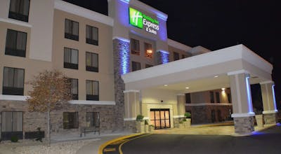 Holiday Inn Express & Suites Indianapolis W - Airport Area