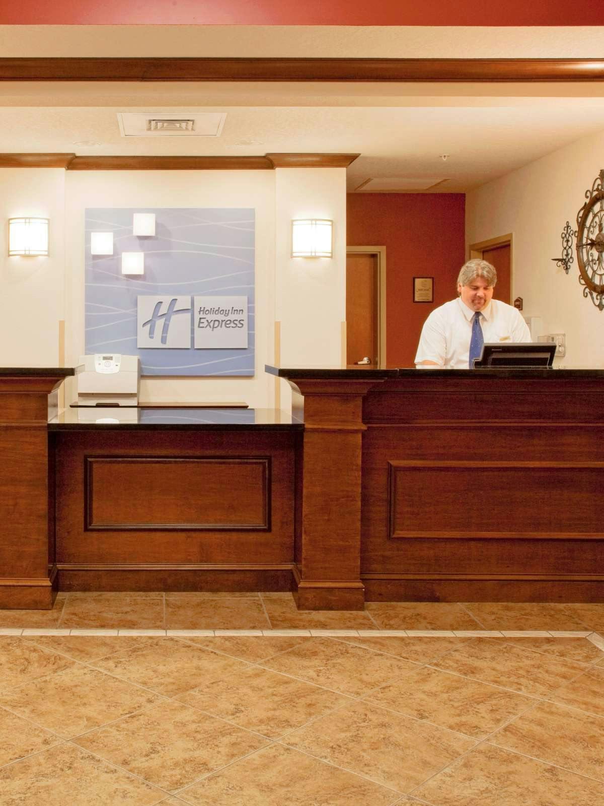 Hotel Holiday Inn Express Hotel & Suites Inverness photo 4