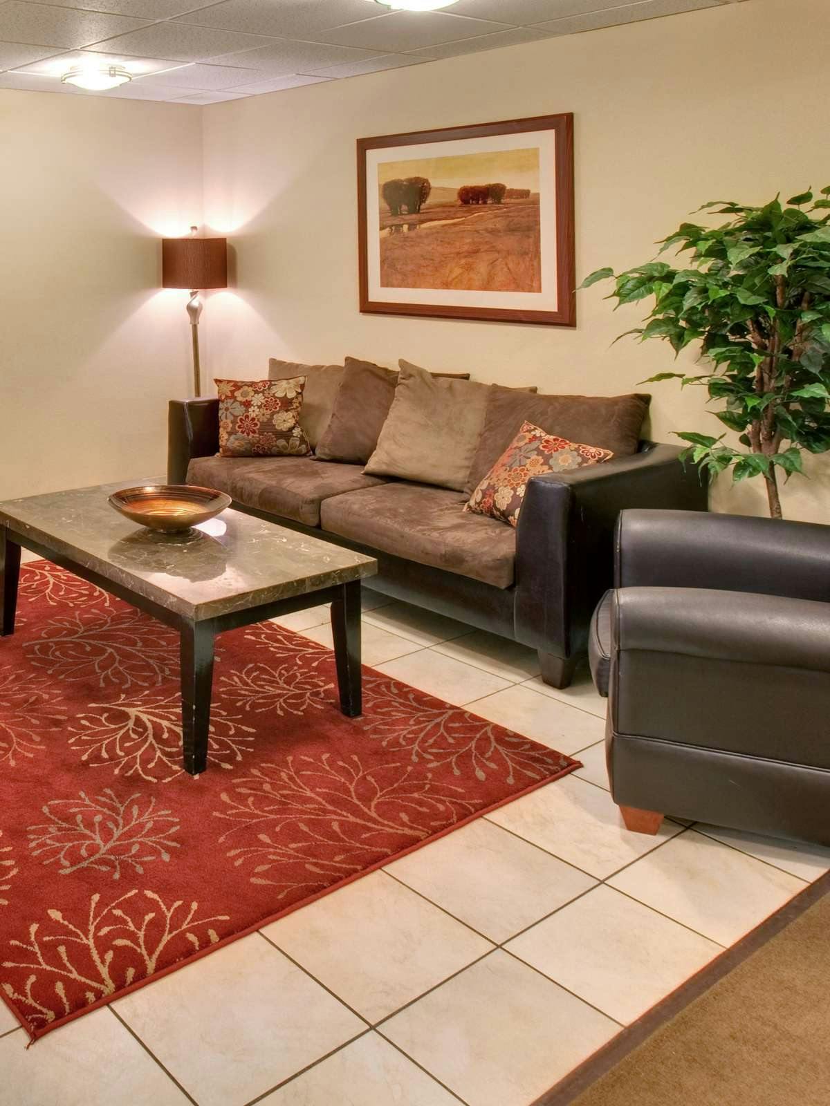 Hotel Candlewood Suites Lincoln photo 3