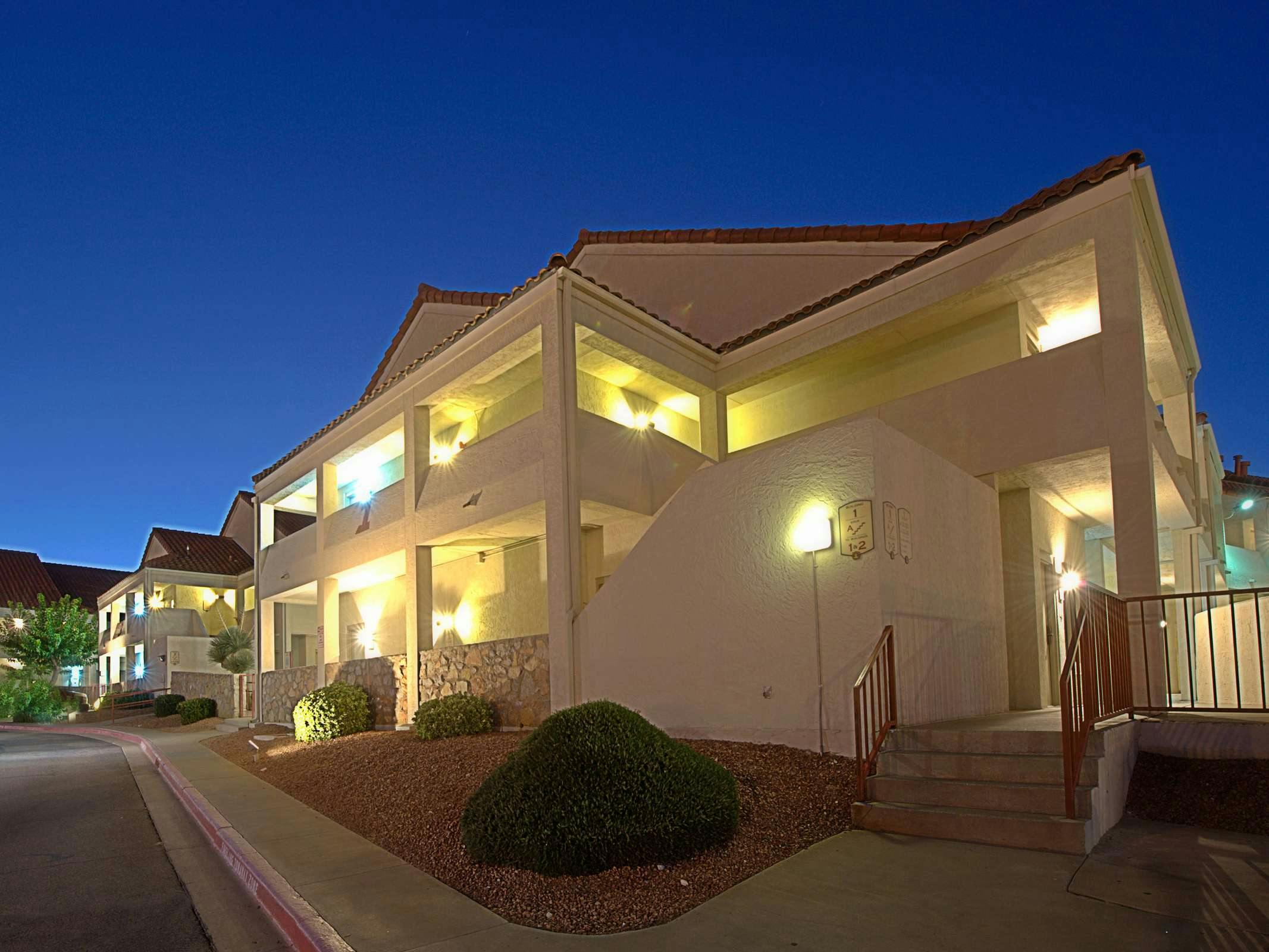 Holiday Inn El Paso Sunland Park Drive