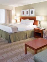 Hotel Holiday Inn Express Hotel & Suites Indianapolis Downtown photo 1