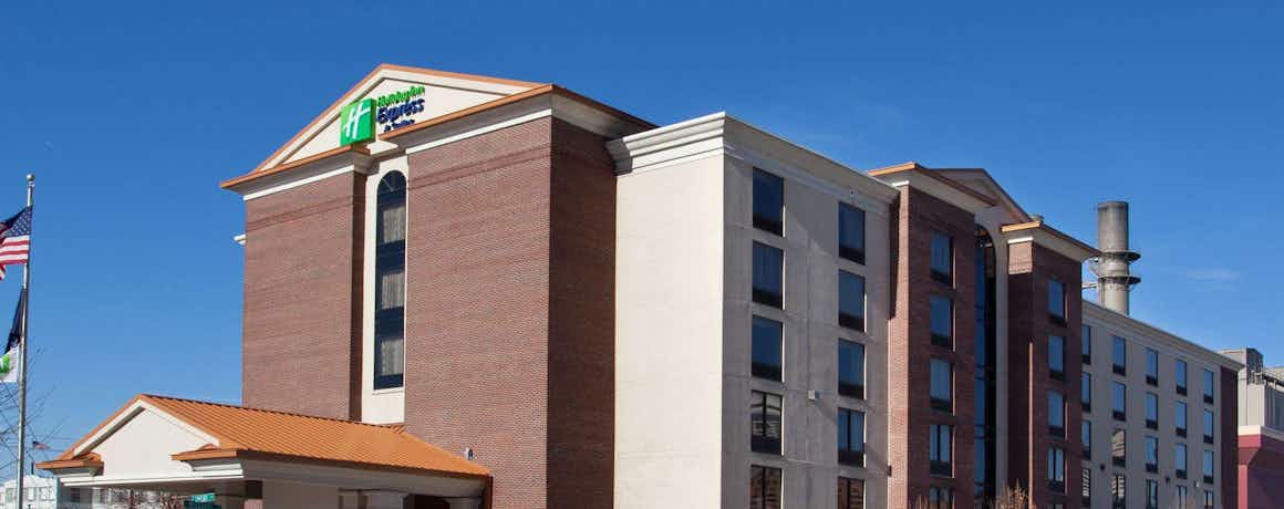 Holiday Inn Express Hotel & Suites Indianapolis Downtown