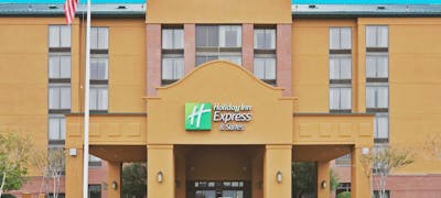 Holiday Inn Express Hotel & Suites Irving Convention Center