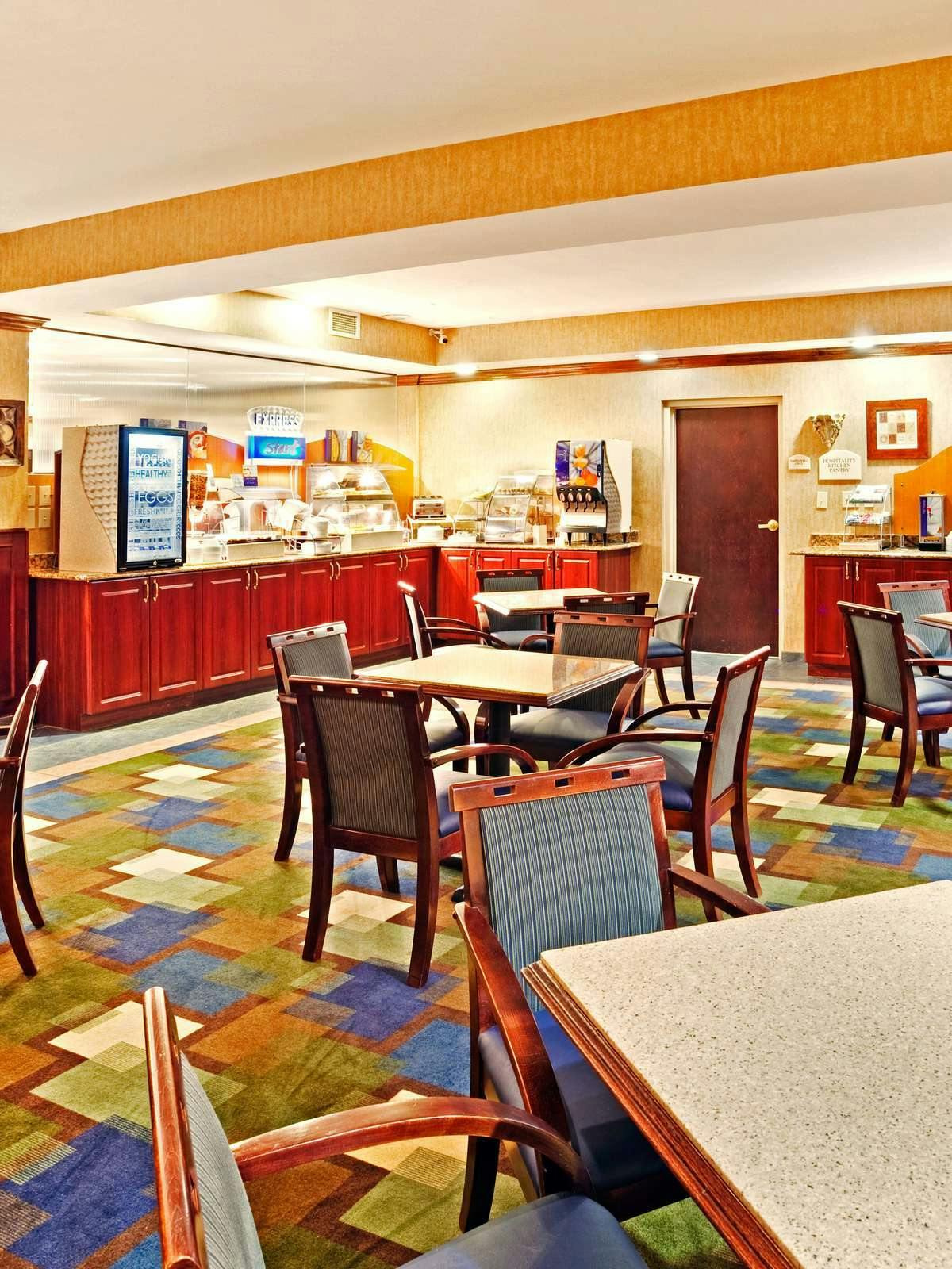 Hotel Holiday Inn Express Hotel & Suites Kings Mountain Shelby Area photo 4
