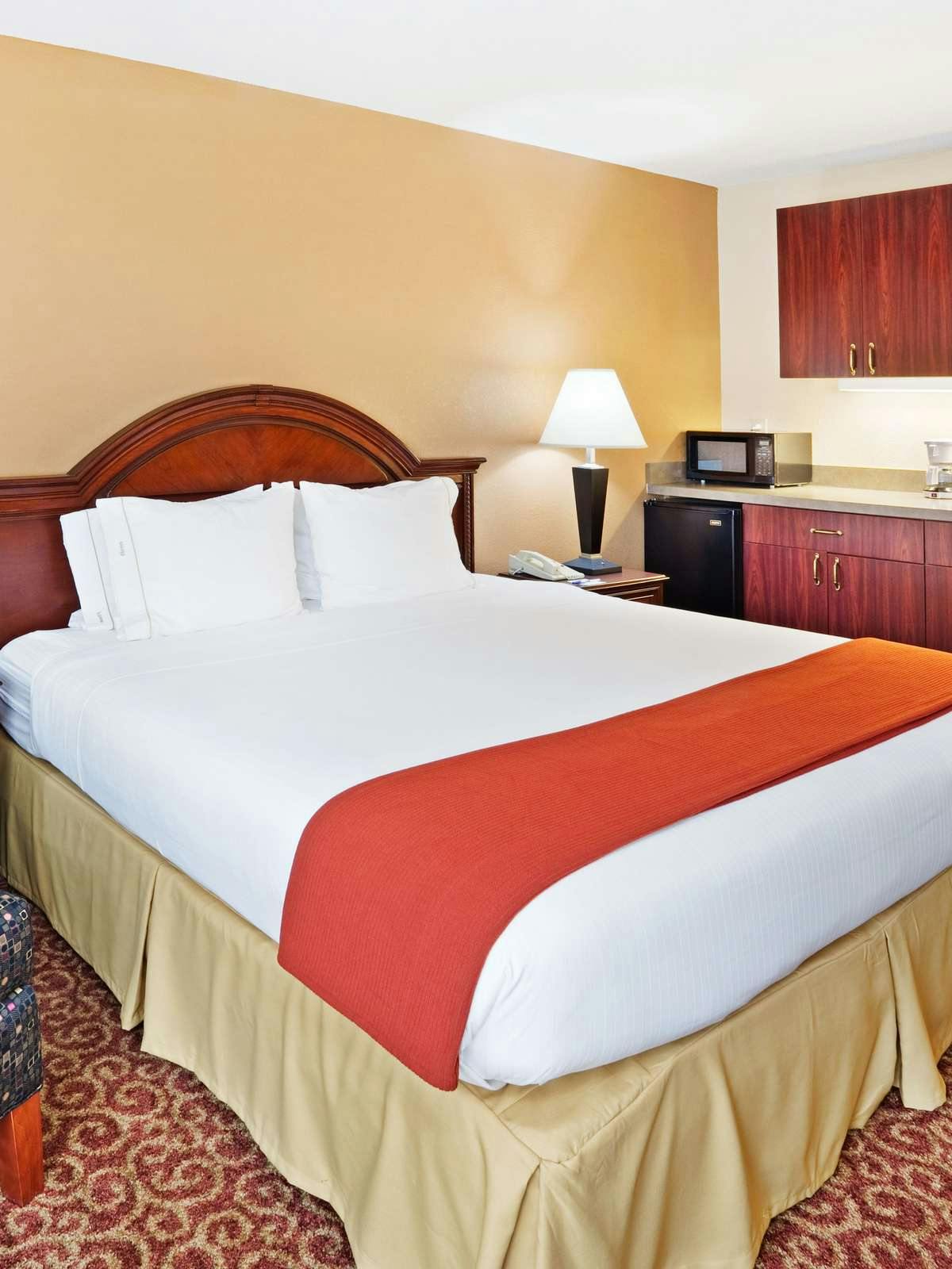 Hotel Holiday Inn Express Hotel & Suites Kings Mountain Shelby Area photo 1