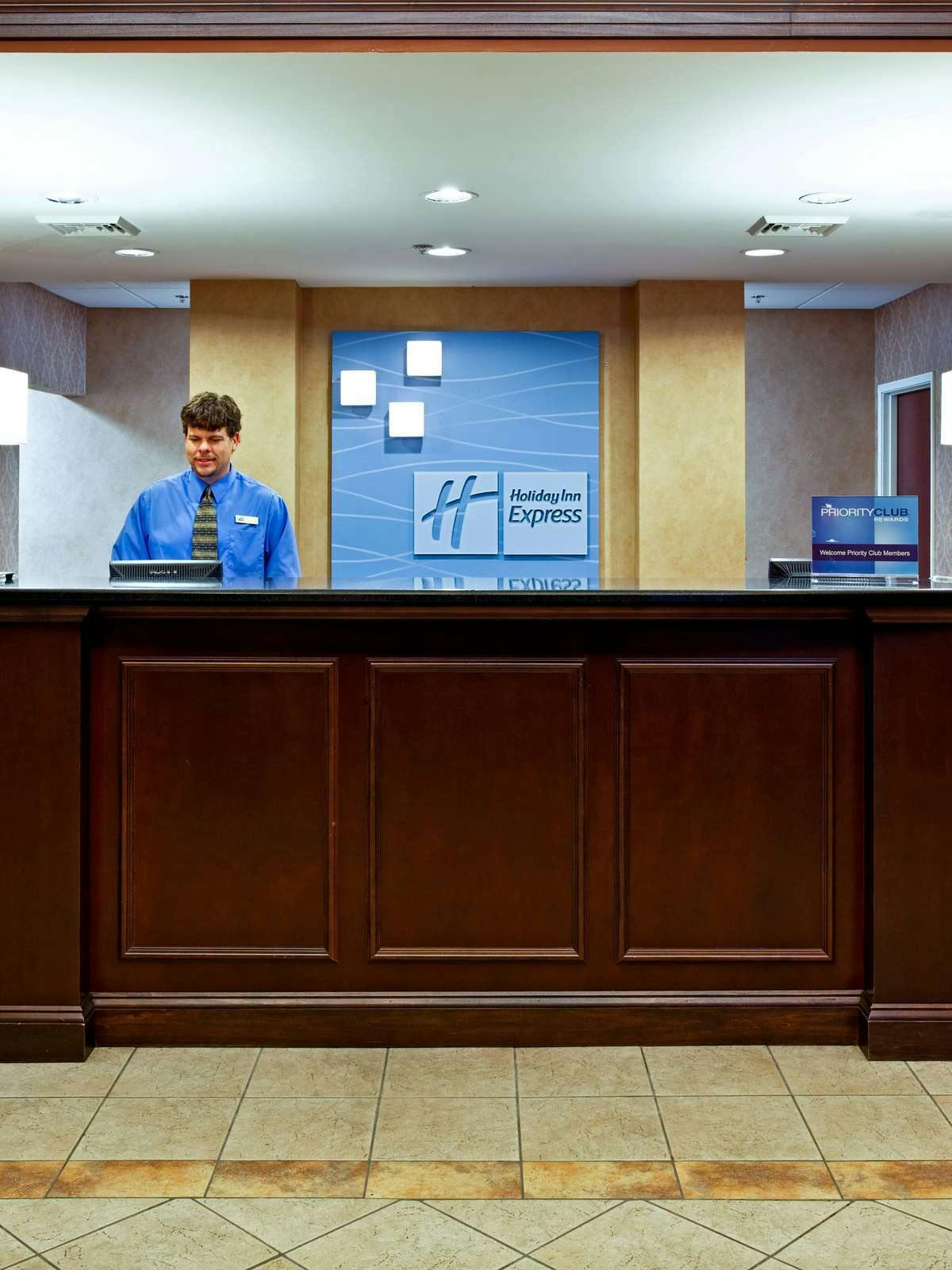 Hotel Holiday Inn Express Hotel & Suites Kingsport photo 5