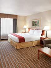 Hotel Holiday Inn Express & Suites Columbus Southeast photo 1
