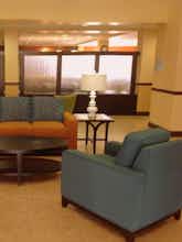 Hotel Holiday Inn Express & Suites Jacksonville Airport photo 4