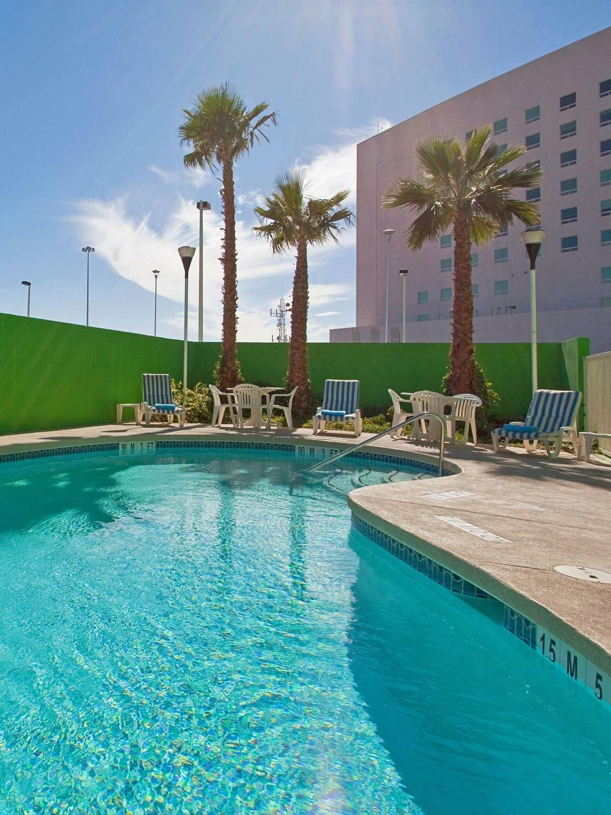 Hotel Holiday Inn Express & Suites Ciudad Juarez - Las Misiones photo 5