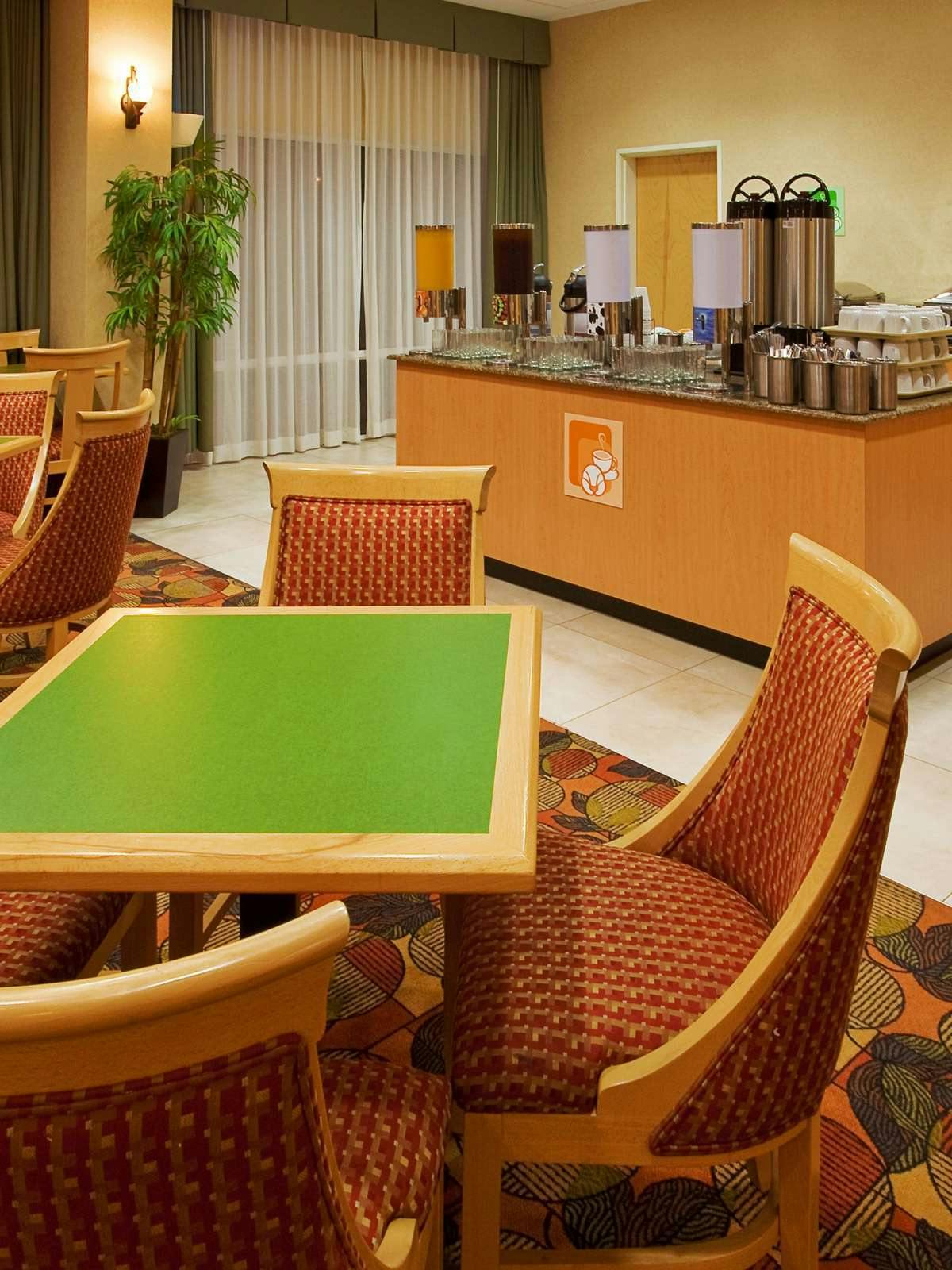 Hotel Holiday Inn Express & Suites Ciudad Juarez - Las Misiones photo 4