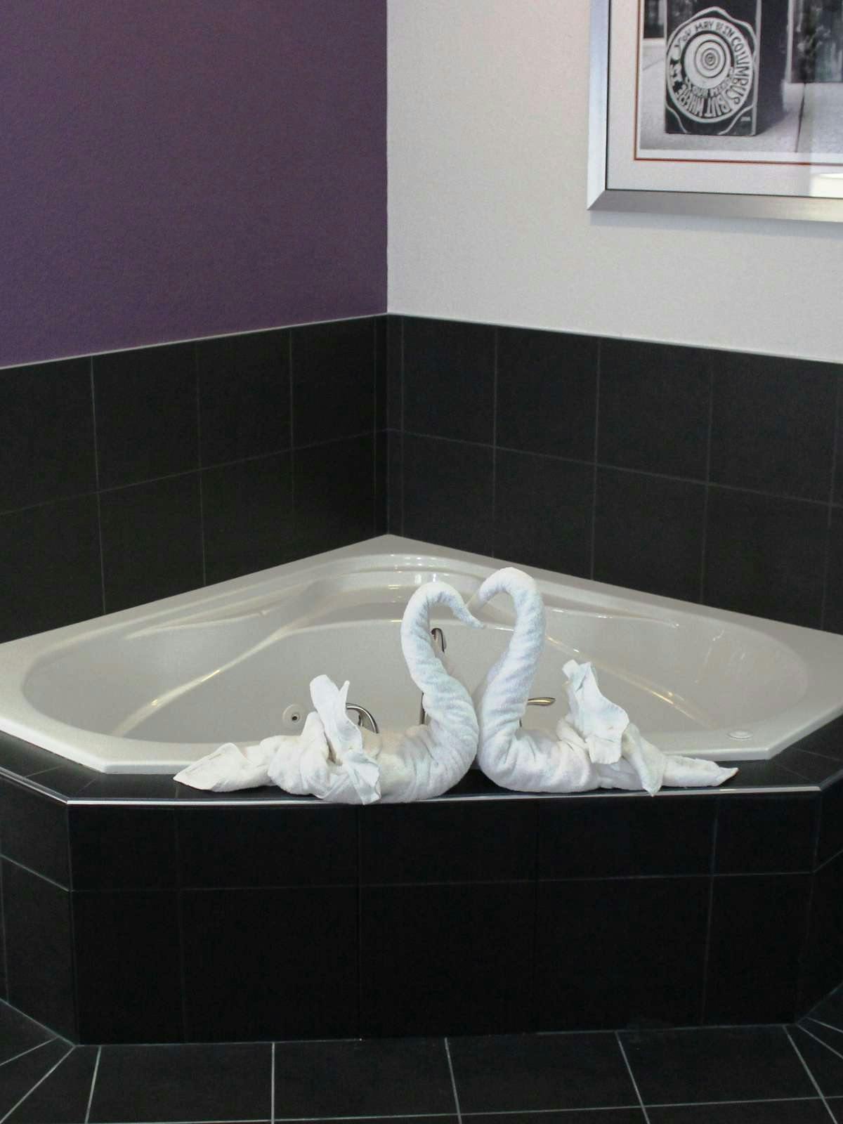 Hotel Holiday Inn Express & Suites Columbus - Polaris Parkway photo 3