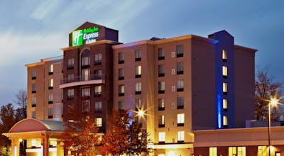 Holiday Inn Express & Suites Columbus - Polaris Parkway