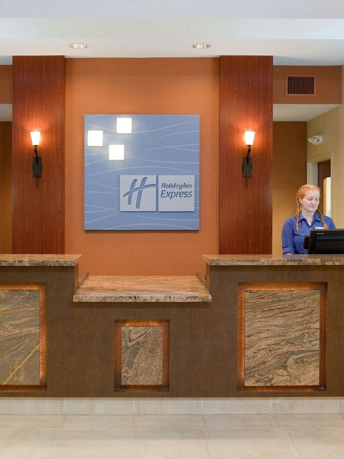 Hotel Holiday Inn Express Hotel & Suites Loveland photo 4