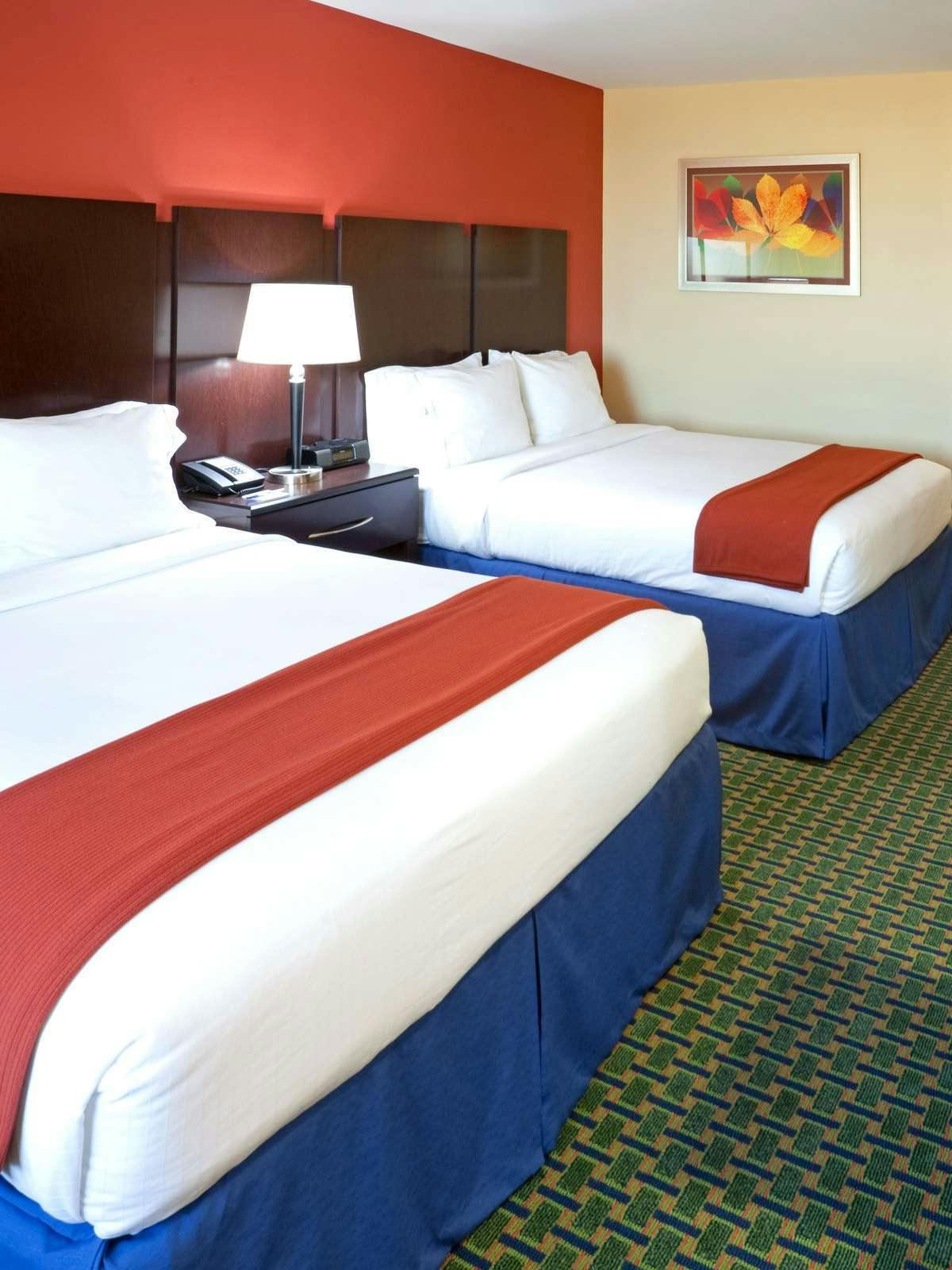 Hotel Holiday Inn Express Hotel & Suites Lubbock West photo 1