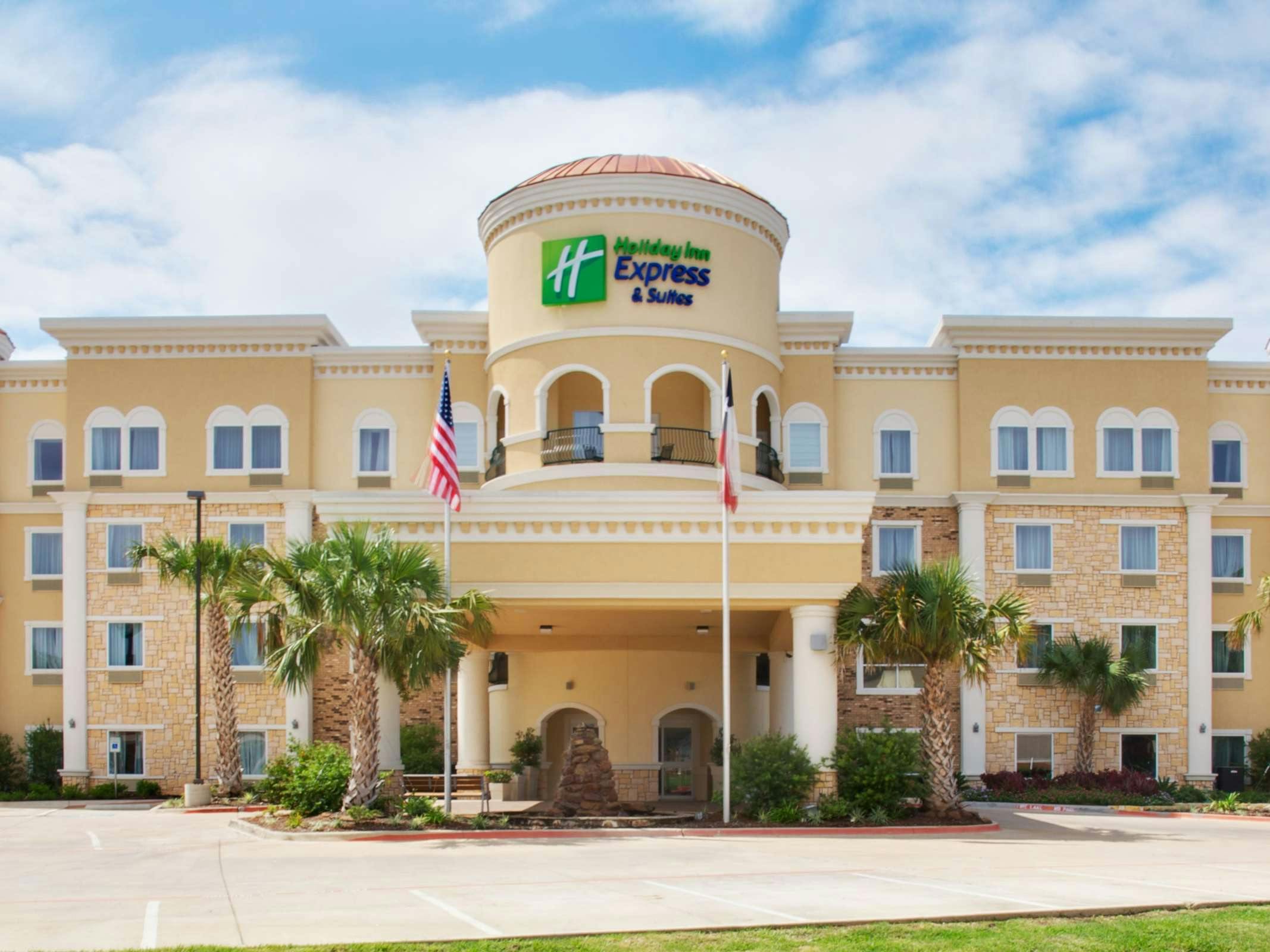 Holiday Inn Express Hotel & Suites Lufkin South
