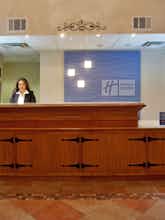 Hotel Holiday Inn Express Hotel & Suites Manteca City Center photo 4