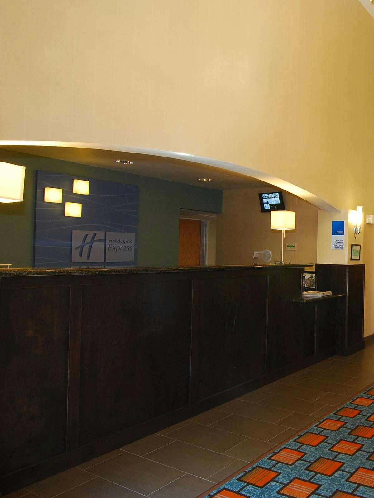 Hotel Holiday Inn Express Hotel & Suites Marana photo 5