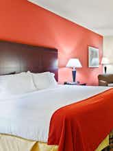 Hotel Holiday Inn Express Hotel & Suites Malvern photo 1