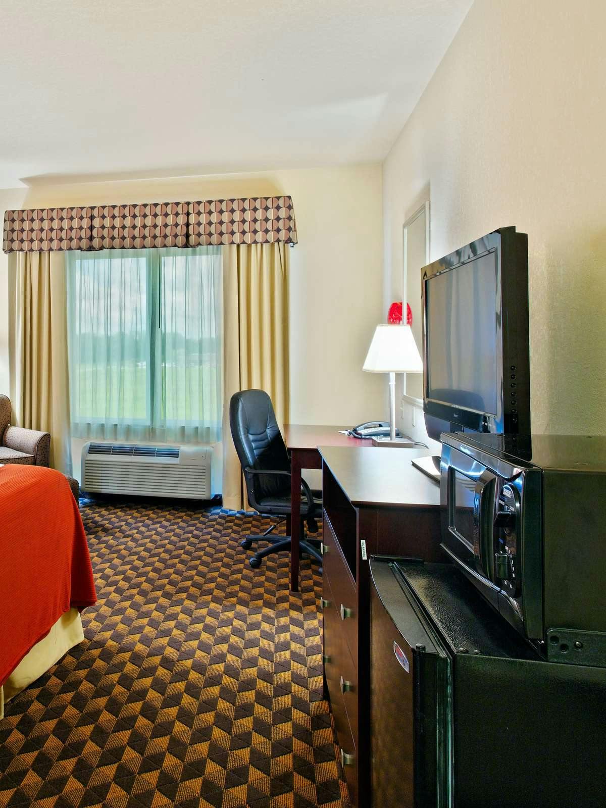 Hotel Holiday Inn Express Hotel & Suites Malvern photo 2