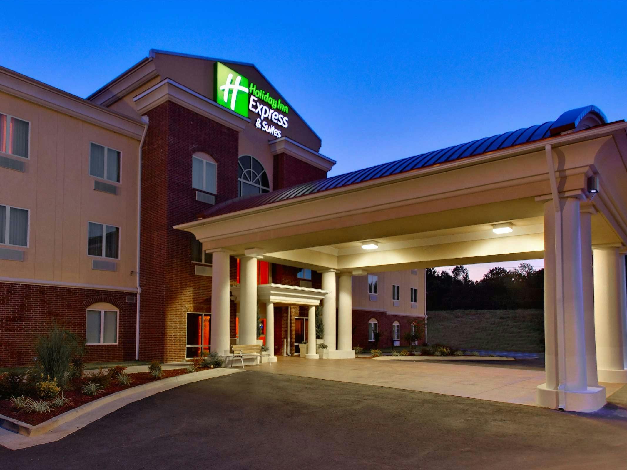 Holiday Inn Express Hotel & Suites Malvern
