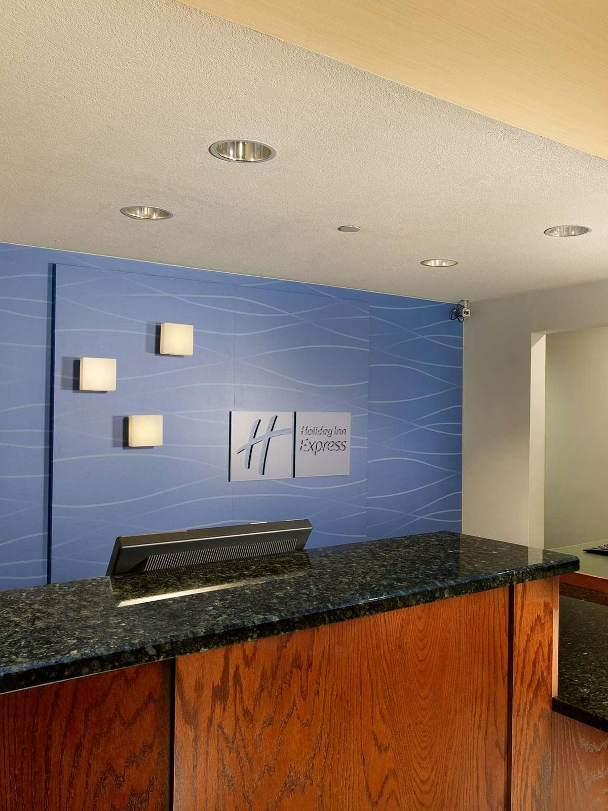 Hotel Holiday Inn Express Hotel & Suites Manassas photo 5