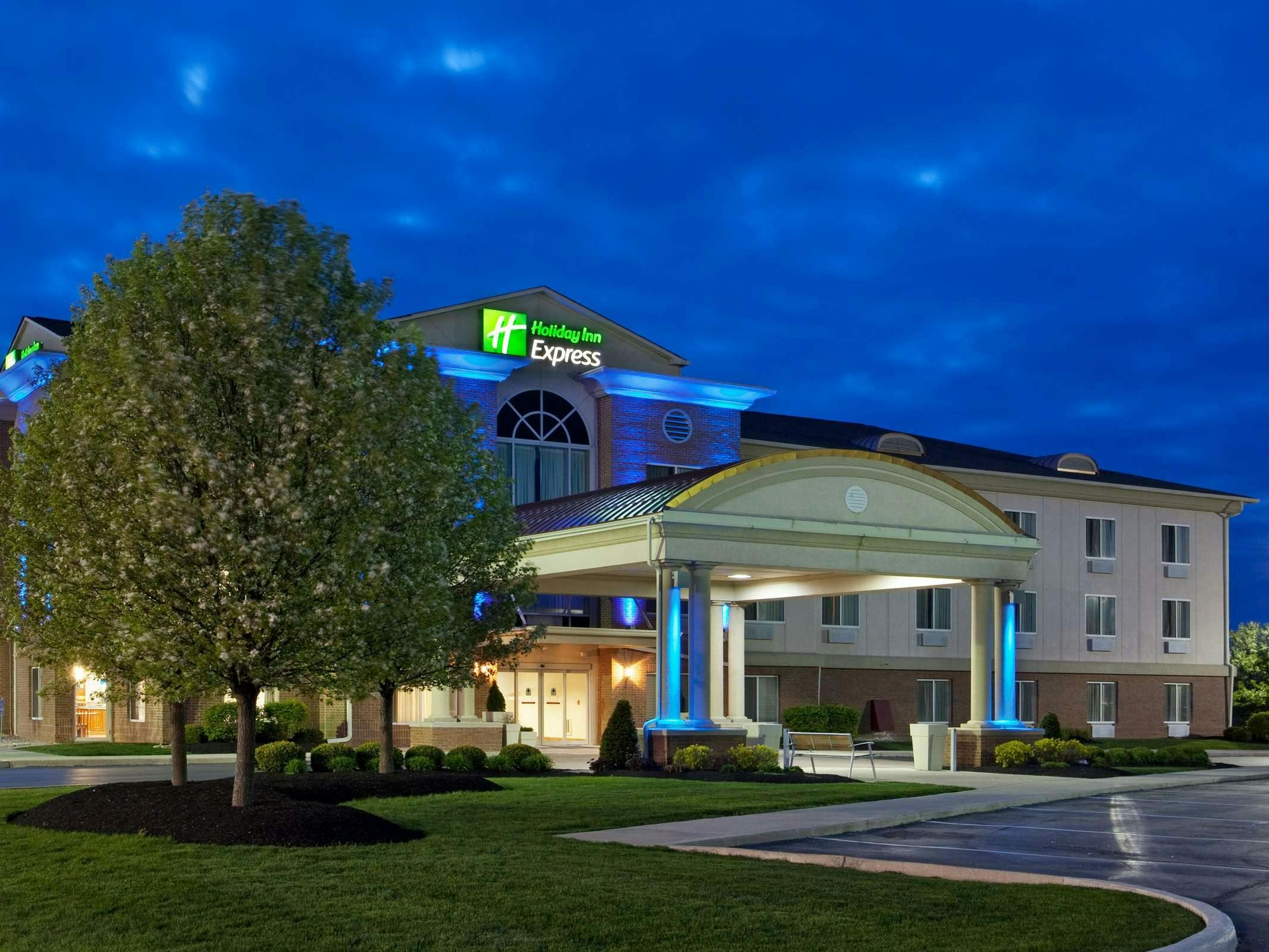 Holiday Inn Express Hotel & Suites Marion