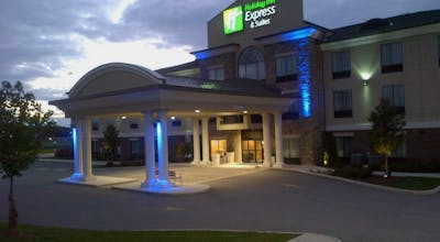 Holiday Inn Express Hotel & Suites Niles Area