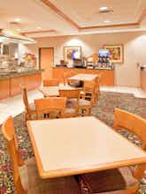 Hotel Holiday Inn Express Hotel & Suites Norfolk photo 5