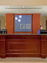 Hotel Holiday Inn Express Hotel & Suites North East photo 4