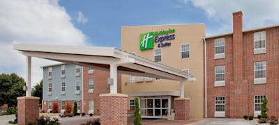 Holiday Inn Express Hotel & Suites North Kansas City