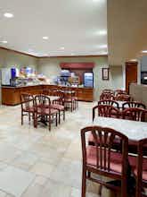 Hotel Holiday Inn Express Hotel & Suites Cedar Park photo 5