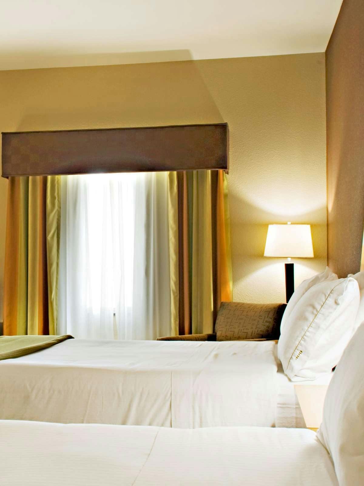 Holiday Inn Express Hotel & Suites Borger