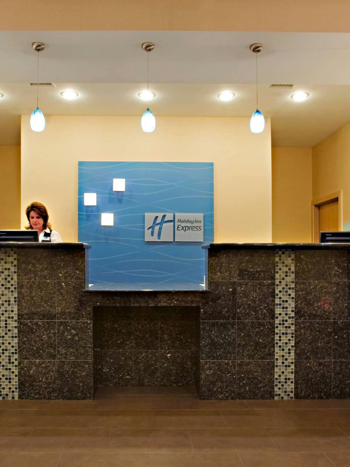 Hotel Holiday Inn Express Hotel & Suites Borger photo 2