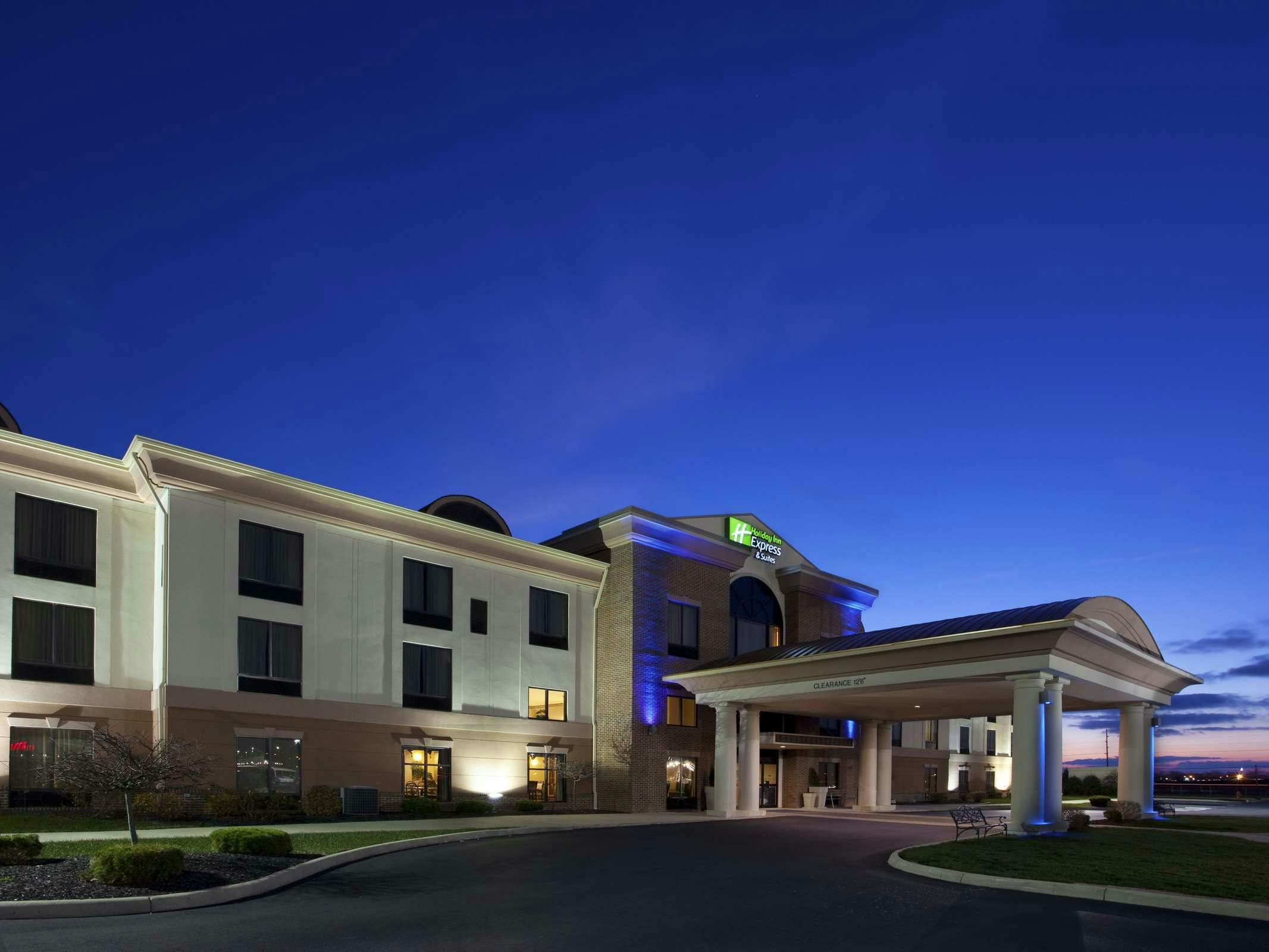 Holiday Inn Express Hotel & Suites Bowling Green