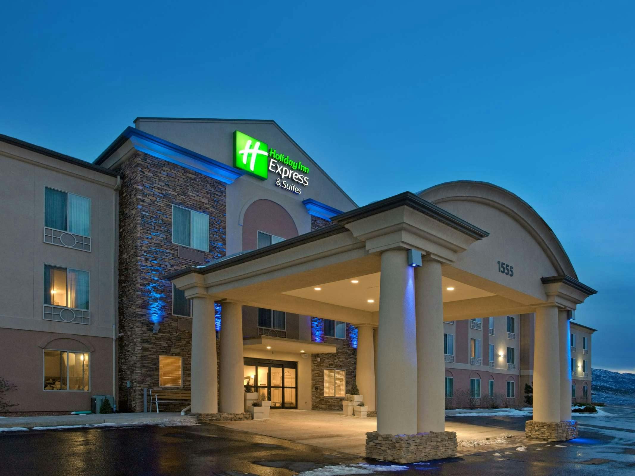 Holiday Inn Express Hotel & Suites Cedar City