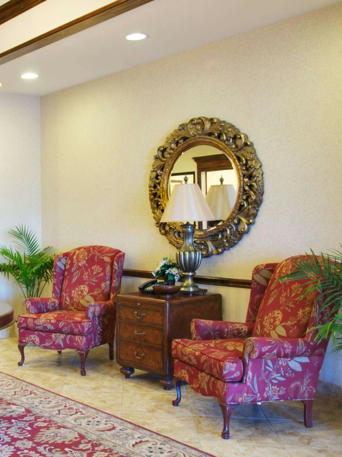 Hotel Holiday Inn Express Hotel & Suites Center photo 3