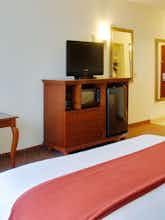 Hotel Holiday Inn Express Hotel & Suites Center photo 2