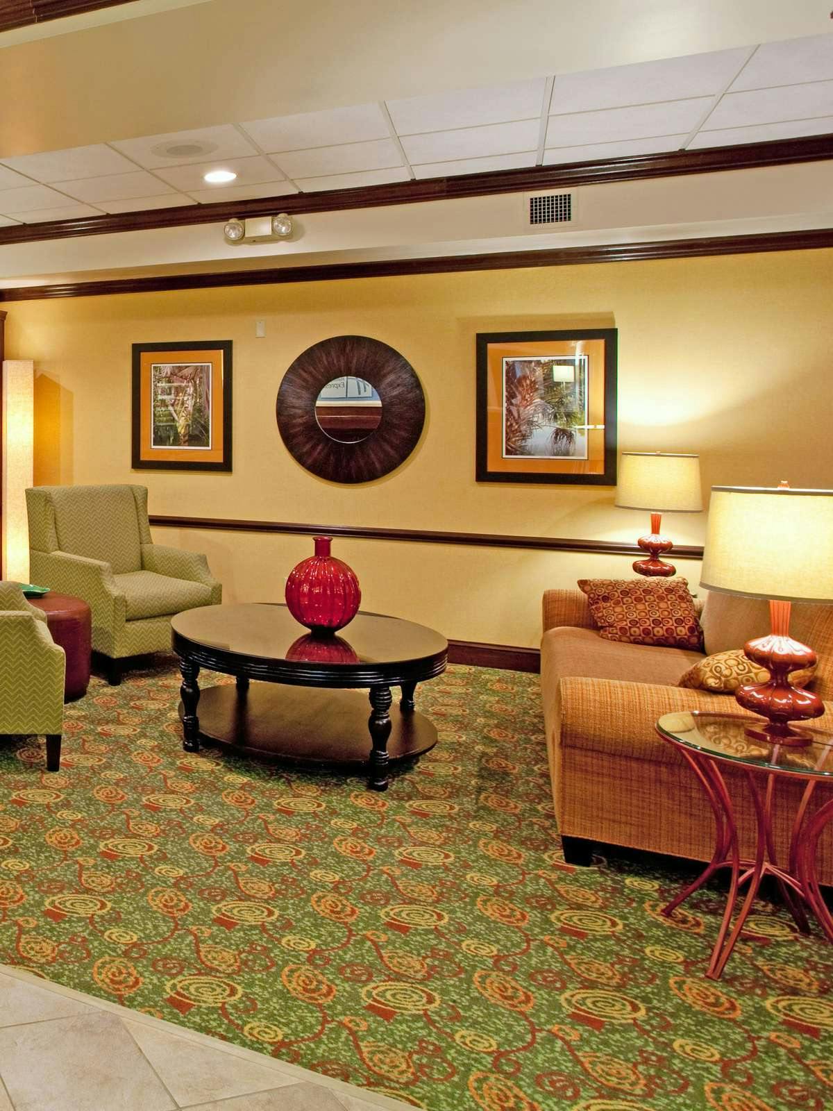 Hotel Holiday Inn Express Hotel & Suites Charleston Ashley Phosphate photo 1