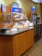 Hotel Holiday Inn Express Hotel & Suites Charleston North photo 5