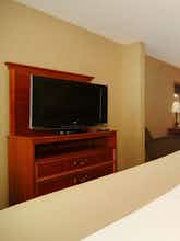 Hotel Holiday Inn Express Hotel & Suites Cedar Rapids photo 2