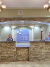 Hotel Holiday Inn Express Hotel & Suites Carlsbad photo 4