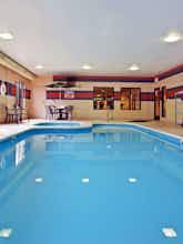 Hotel Holiday Inn Express Hotel & Suites Centerville photo 4